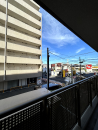 �Z�˂���̒��]�ʐ^ -