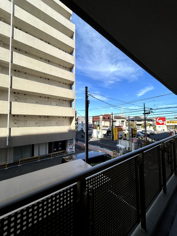 �Z�˂���̒��]�ʐ^ -