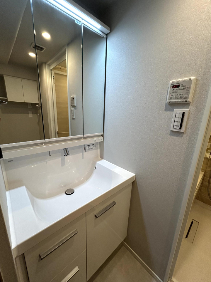 ���ʑ�E���ʏ� -