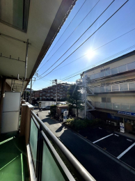 �Z�˂���̒��]�ʐ^ -