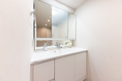 �����s�{���s��Ԓ�3����18-1�̒��Ã}���V�����̐��ʑ�E���ʏ�